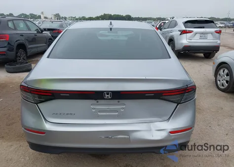 2023 Honda Accord Lx z USA, uszkodzony, nr VIN 1HGCY1F26PA029674